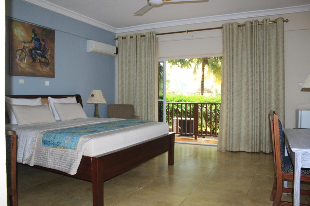 Bojo Beach Resort Botianaw Bagian luar foto